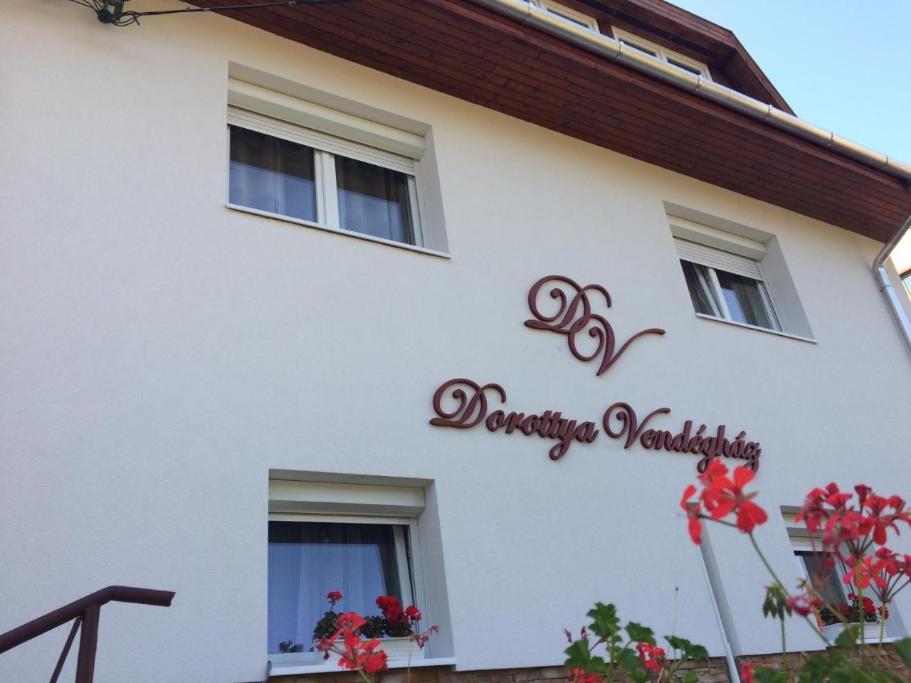 Dorottya Vendeghaz Hotel Miskolc Exterior photo